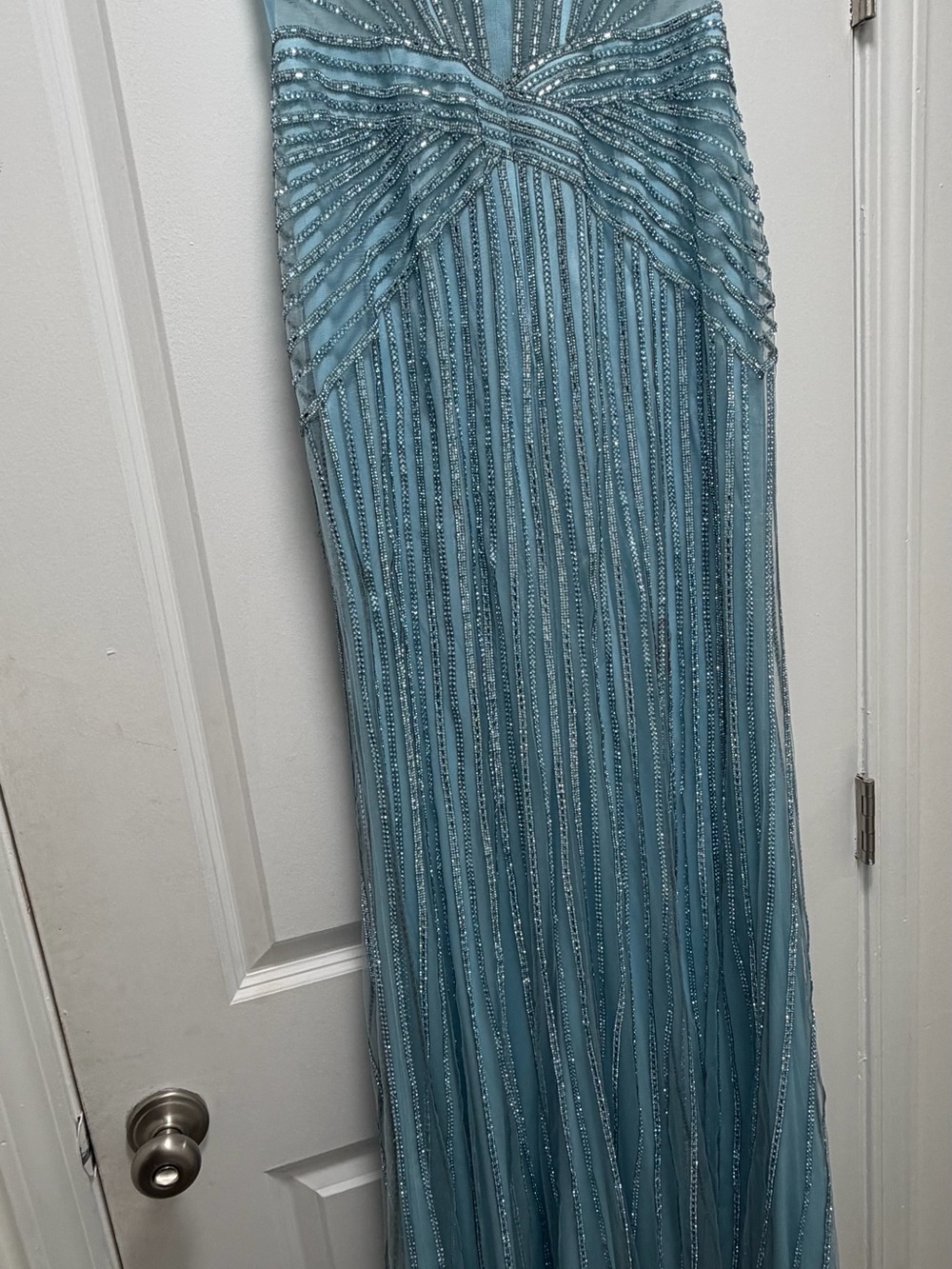 Jovani Light Blue Beaded Prom Gown Size 6 - Picture 4 of 7